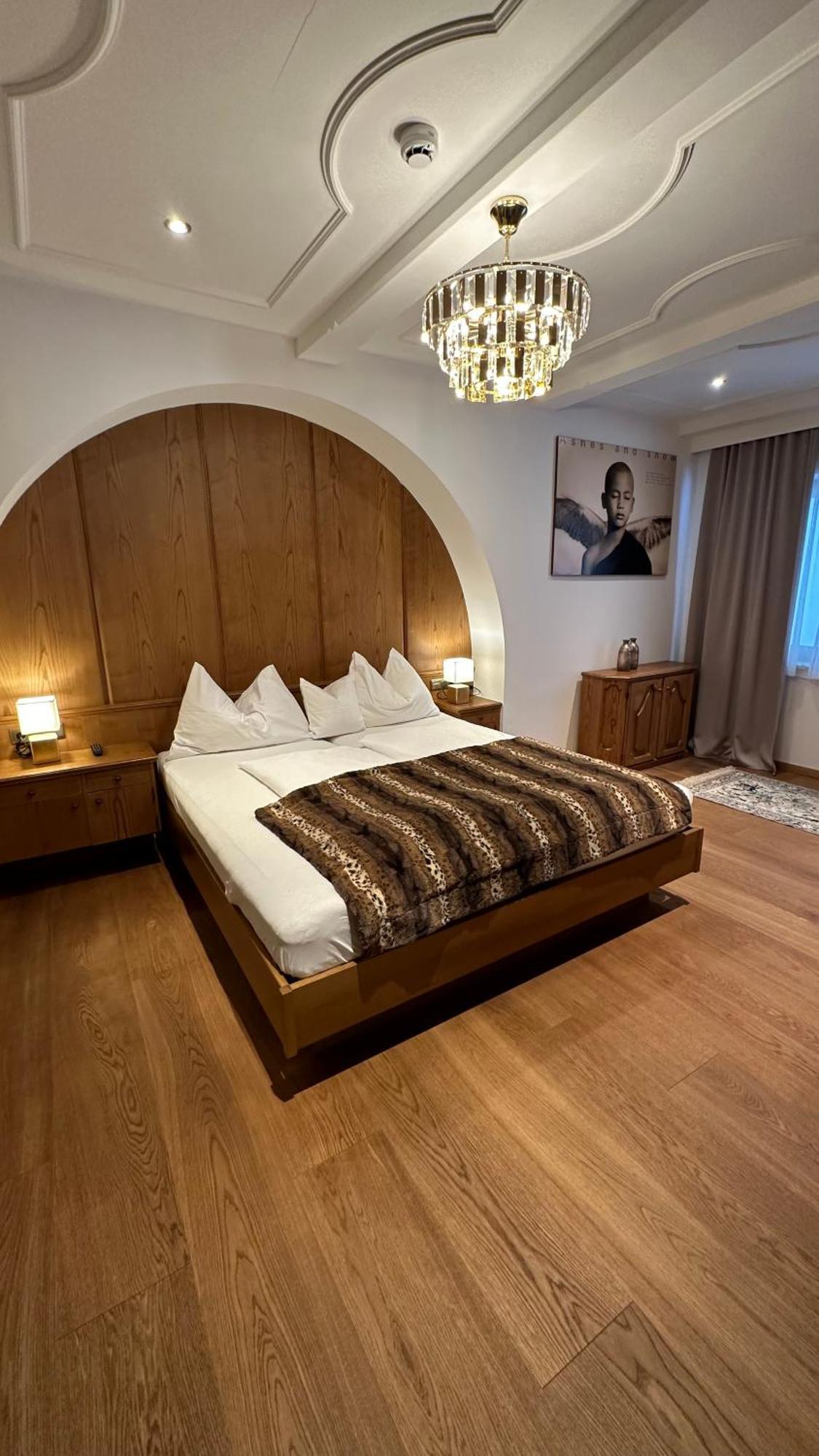 גרלוס Hotel Victoria - Adults Only מראה חיצוני תמונה