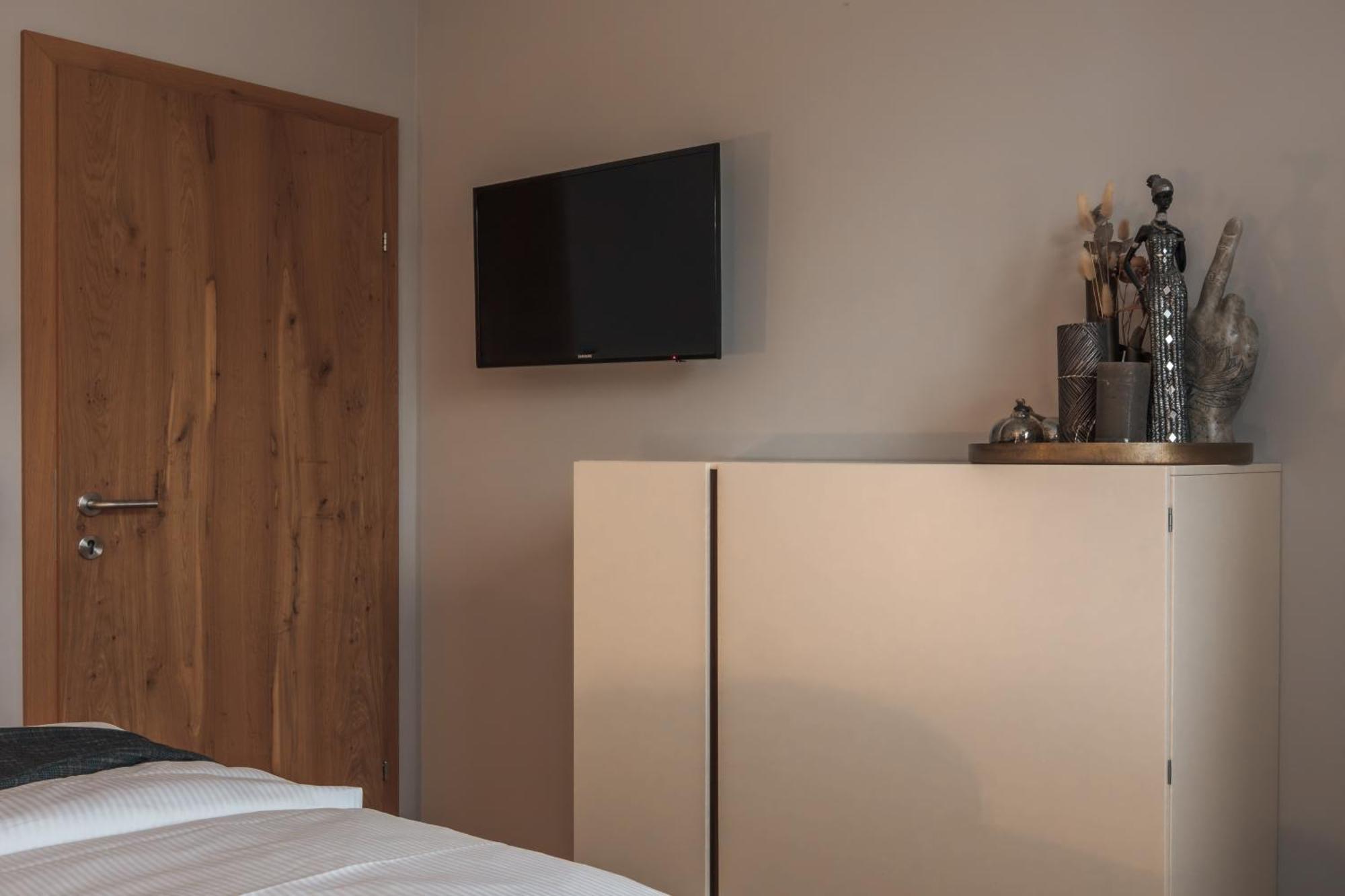 גרלוס Hotel Victoria - Adults Only מראה חיצוני תמונה